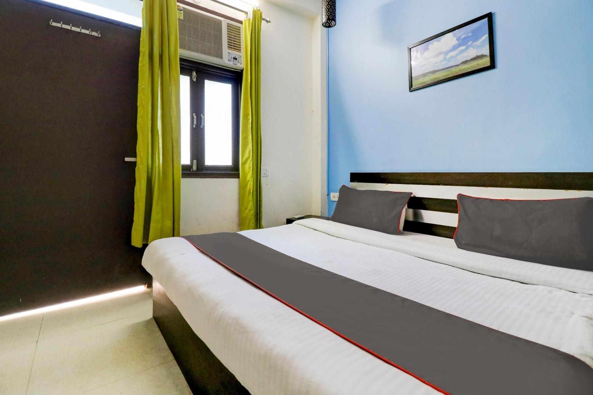Hotel O Urban Wings Нью-Дели Экстерьер фото